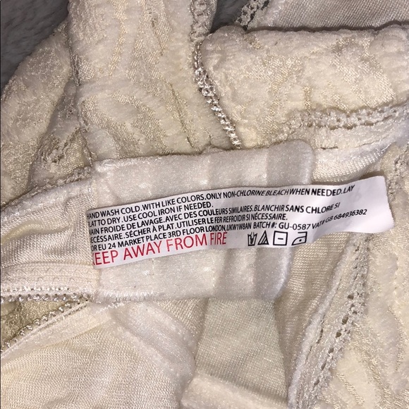 Urban Outfitters Halter Bralette - Picture 4 of 5